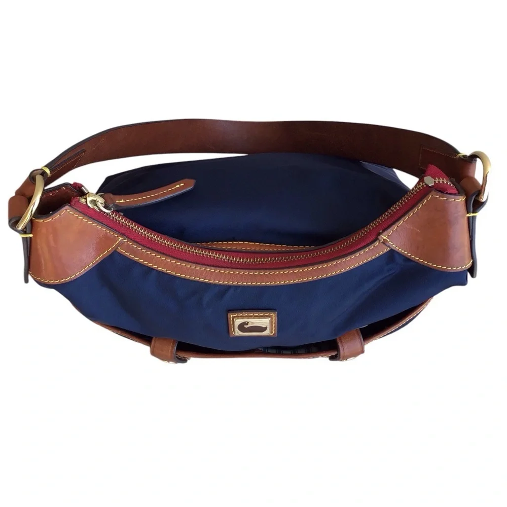 Dooney & Bourke Blue Wayfarer Sac Shoulder Bag